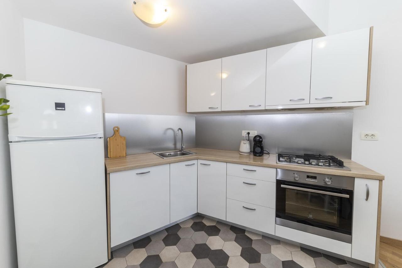 Apartments 23 And 25 With Free Private Parking Zadar Luaran gambar
