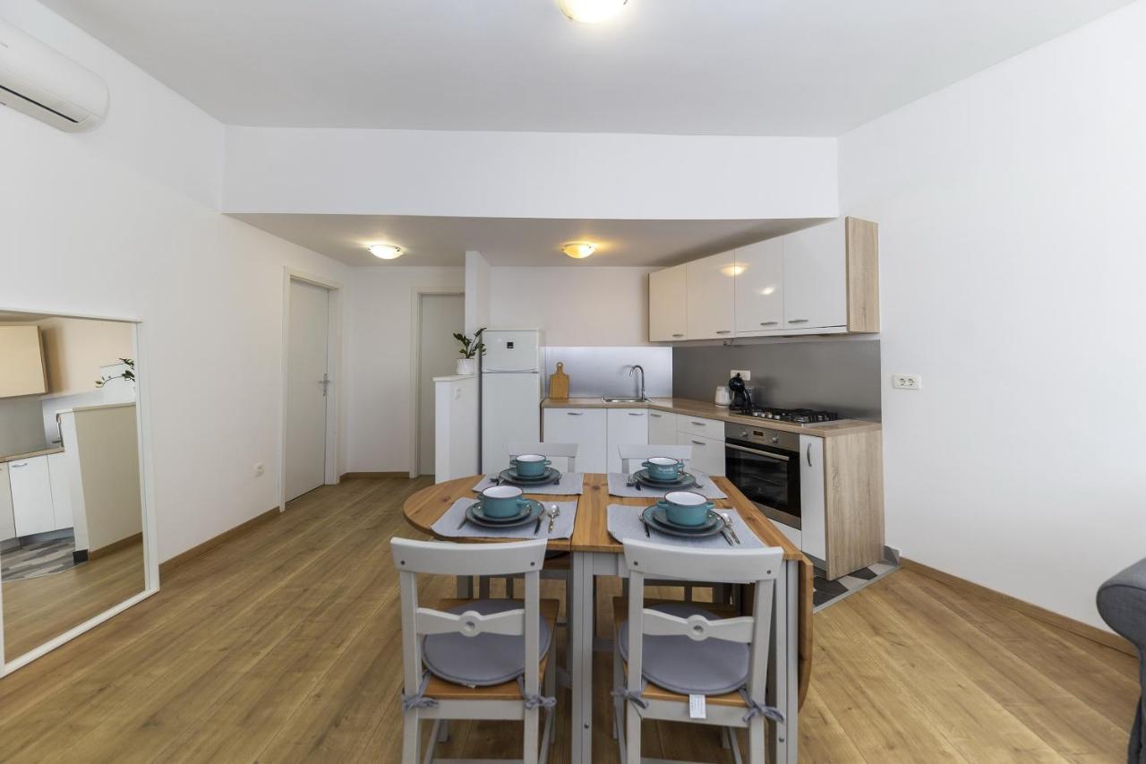 Apartments 23 And 25 With Free Private Parking Zadar Luaran gambar