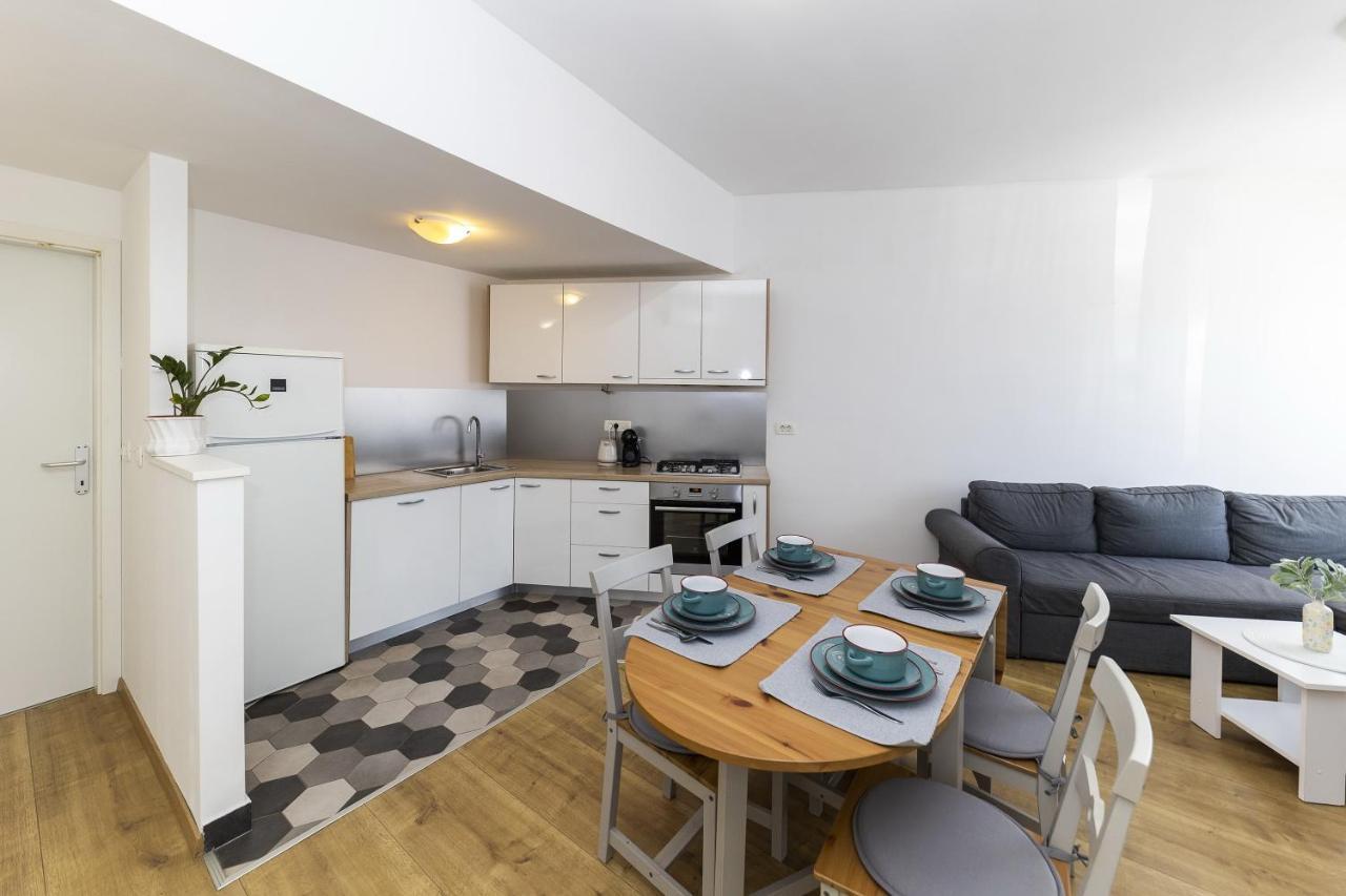 Apartments 23 And 25 With Free Private Parking Zadar Luaran gambar