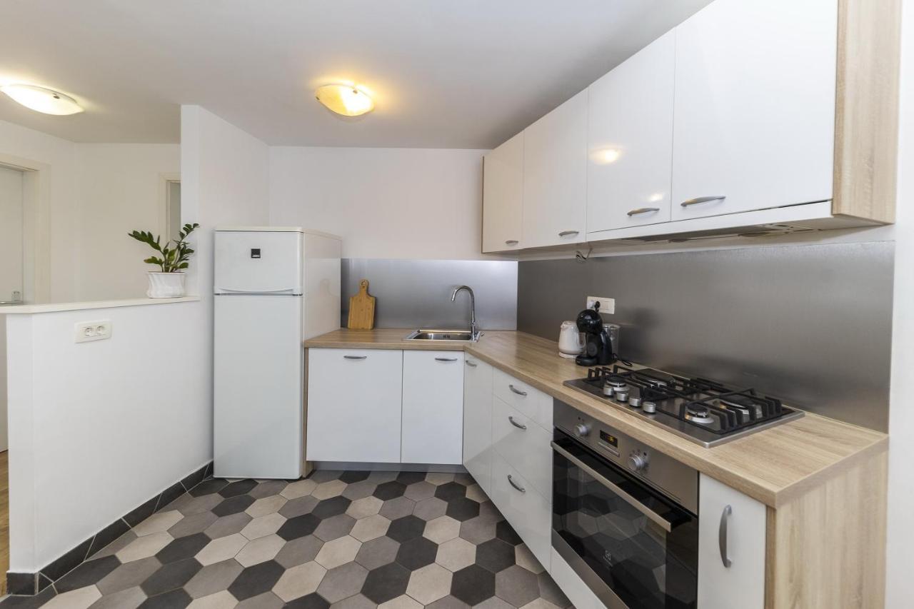 Apartments 23 And 25 With Free Private Parking Zadar Luaran gambar