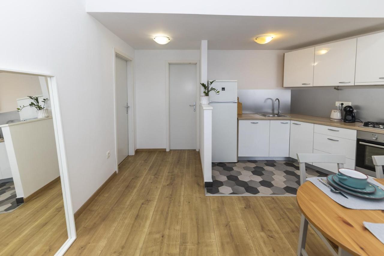 Apartments 23 And 25 With Free Private Parking Zadar Luaran gambar