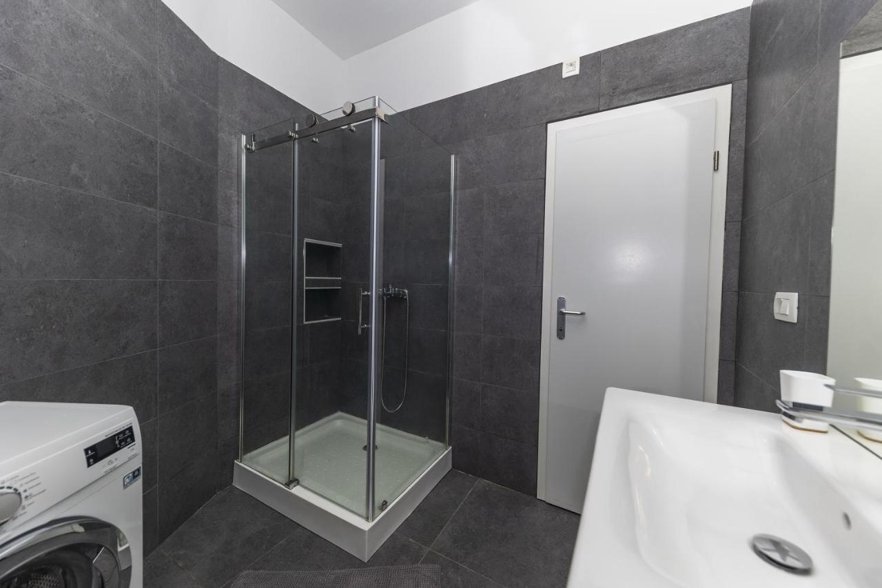 Apartments 23 And 25 With Free Private Parking Zadar Luaran gambar
