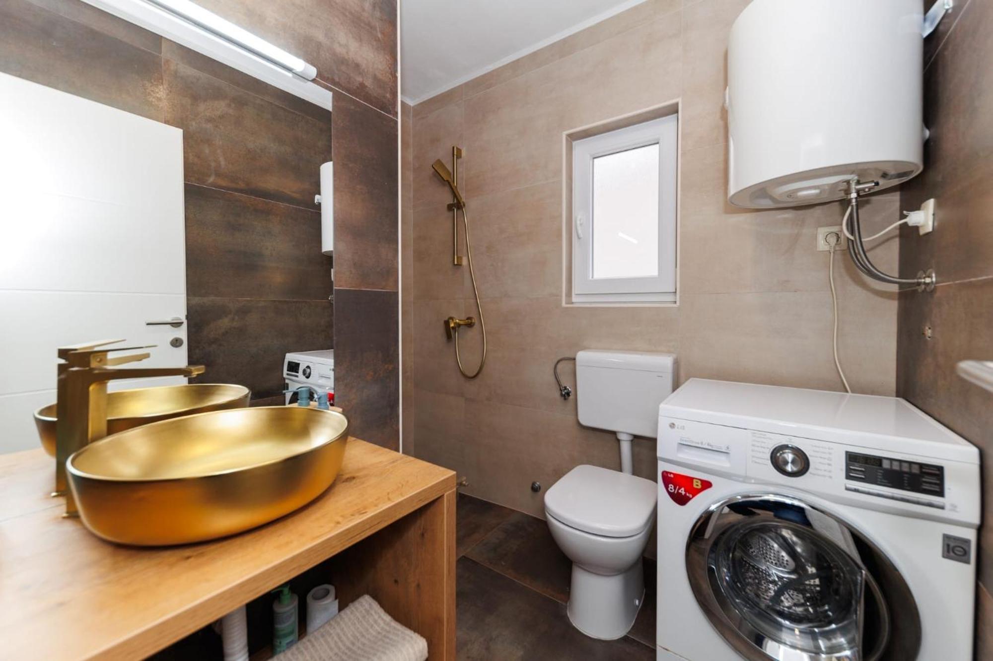 Apartments 23 And 25 With Free Private Parking Zadar Luaran gambar