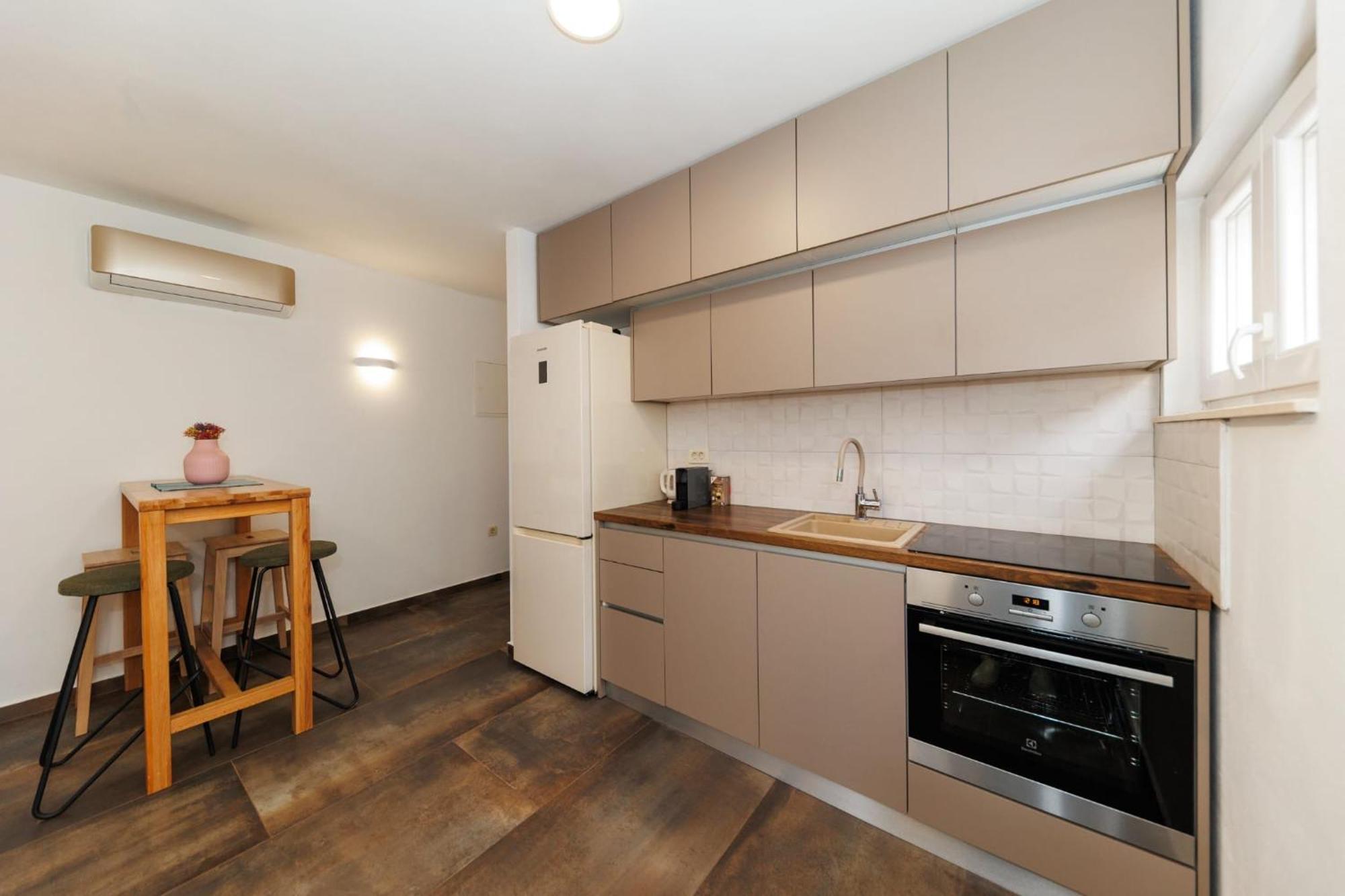 Apartments 23 And 25 With Free Private Parking Zadar Luaran gambar