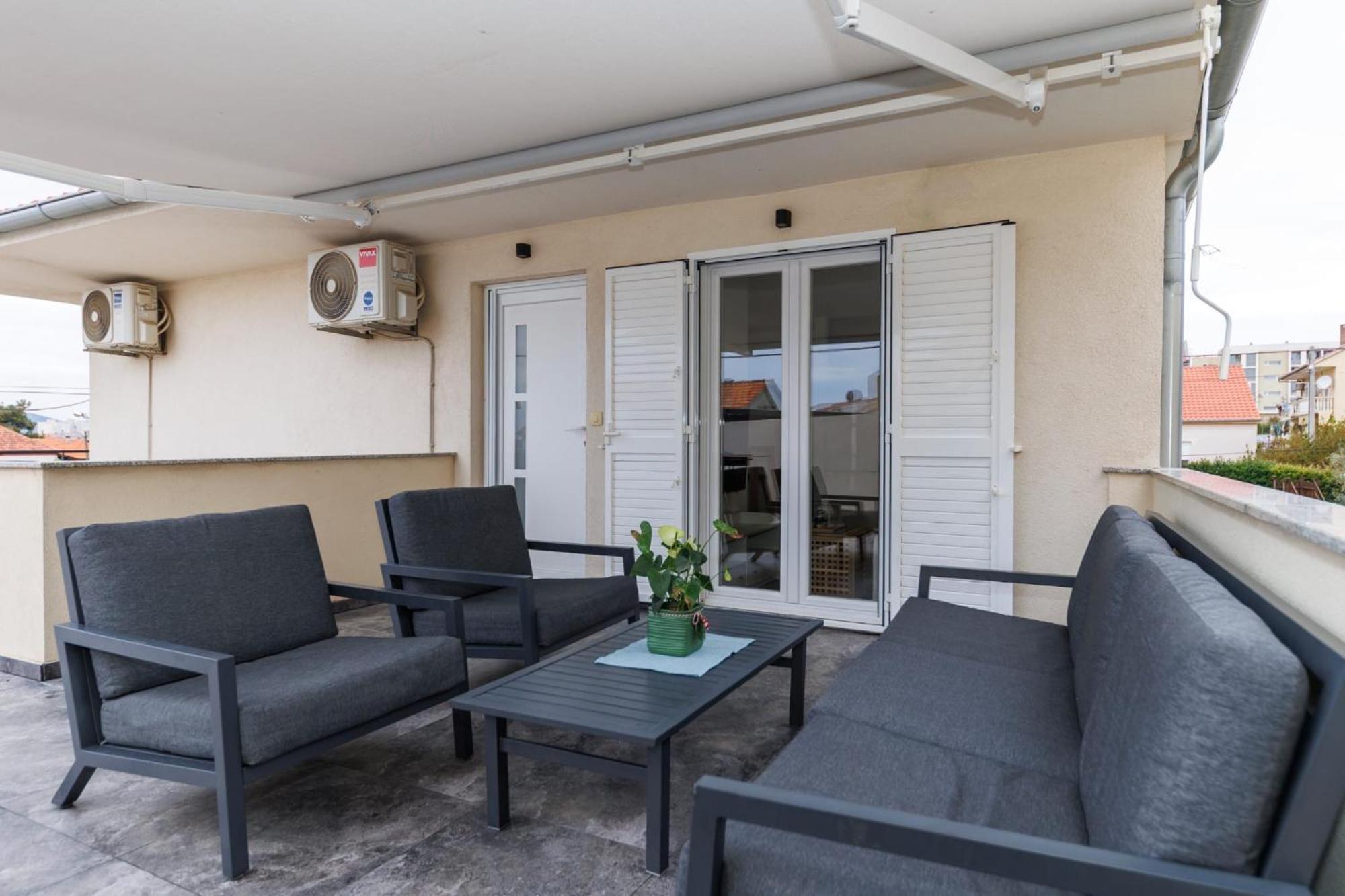 Apartments 23 And 25 With Free Private Parking Zadar Luaran gambar